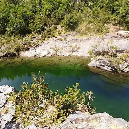 Проживание в семье Ma En Lozere, Independante & Patio 